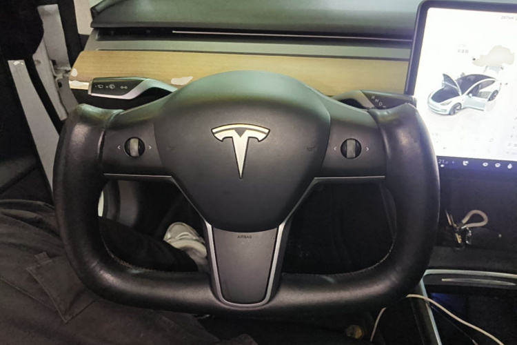 Tesla Model 3 2022 изображение автомобиля #11