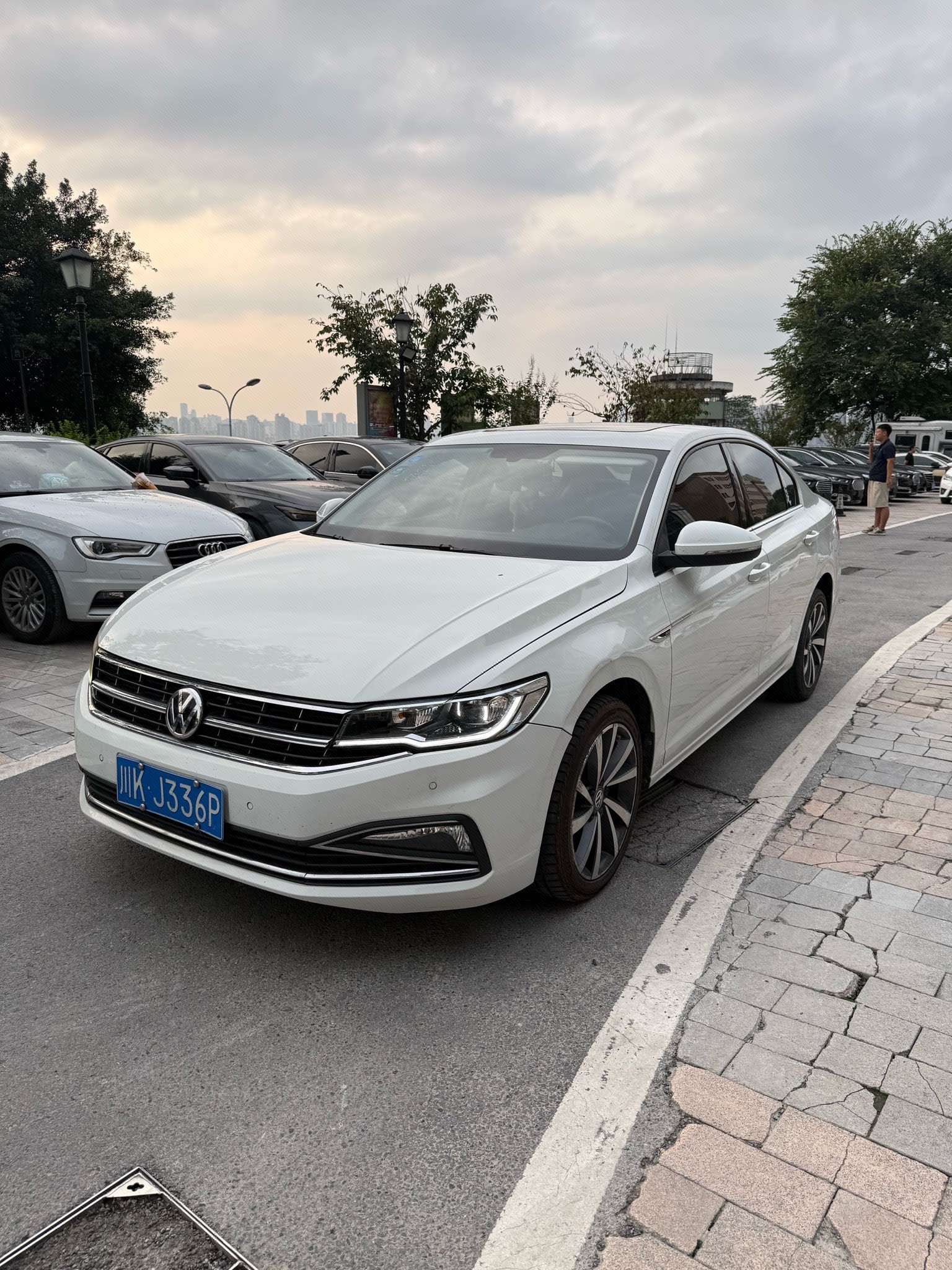 2019 2019 car image