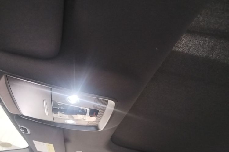 BYD Han 2025 car image #18