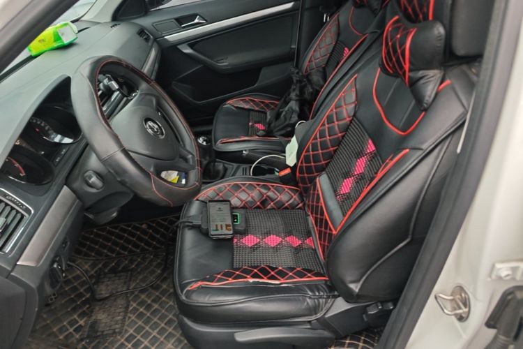 Volkswagen Lavida 2019 #15 Volkswagen Lavida 2019 car image #15