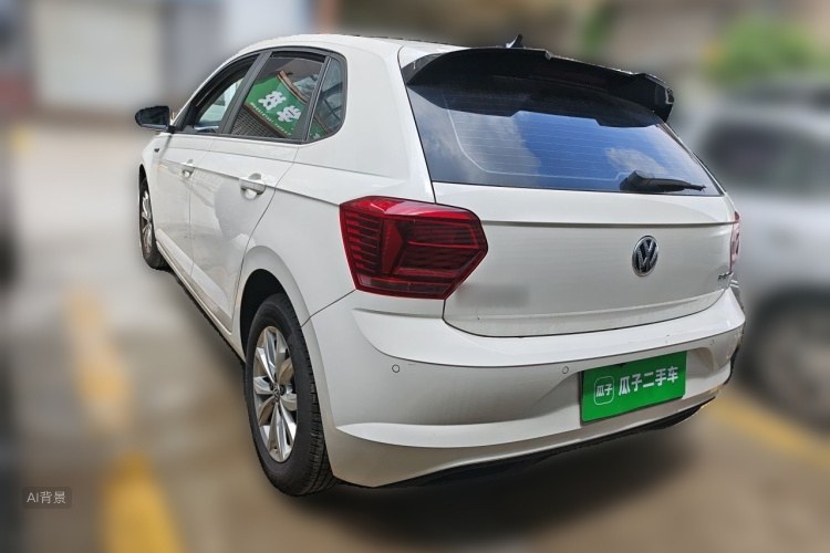 Volkswagen Polo 2021 car image #5