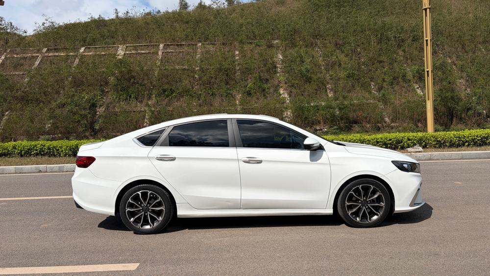 GEELY Binray 2022 #8 GEELY Binray 2022 car image #8