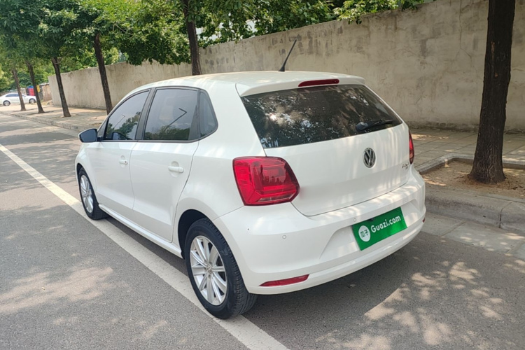 Volkswagen Polo 2018 car image #5