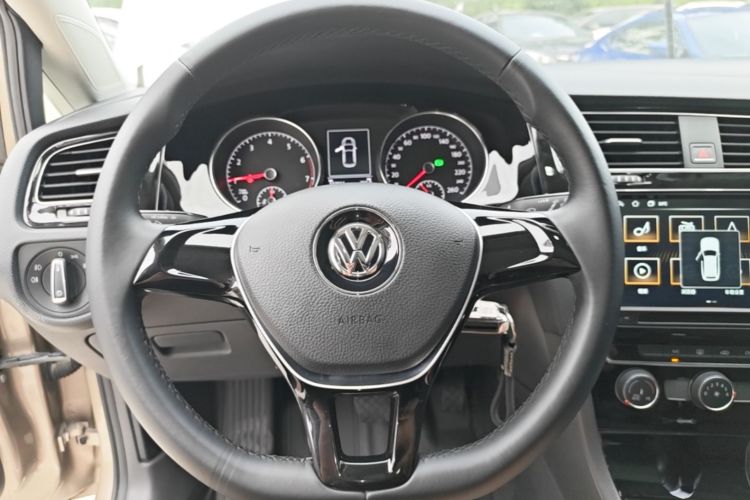 Volkswagen Golf 2015 #11 Volkswagen Golf 2015 car image #11