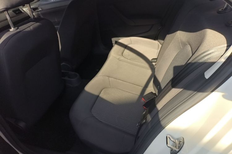 Volkswagen Santana 2019 car image #13