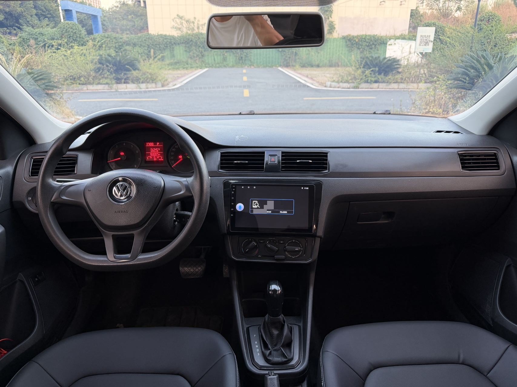 Volkswagen Santana 2017 imagen de coche #5