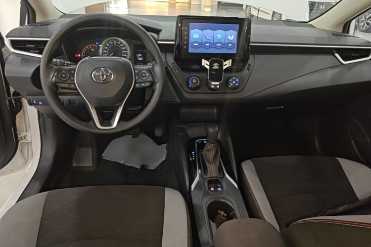 Toyota Corolla 2021 #10 Toyota Corolla 2021 car image #10