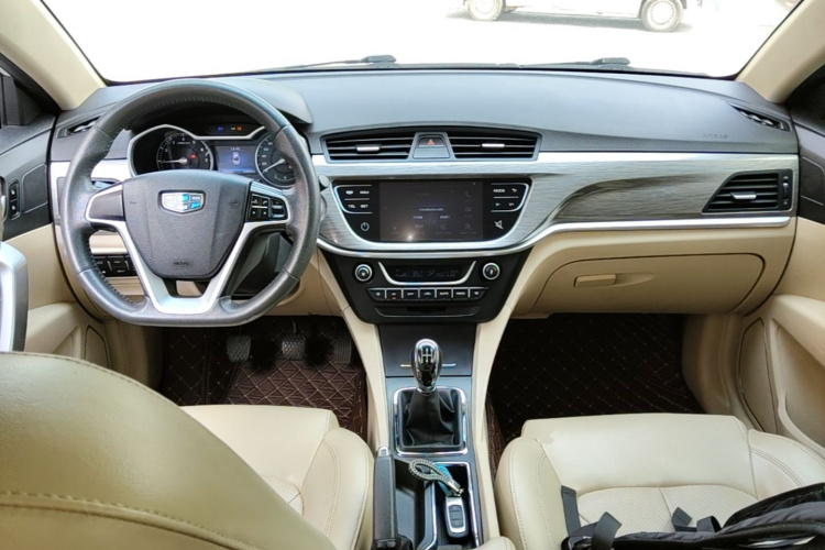 GEELY Emgrand 2018 #10 GEELY Emgrand 2018 car image #10