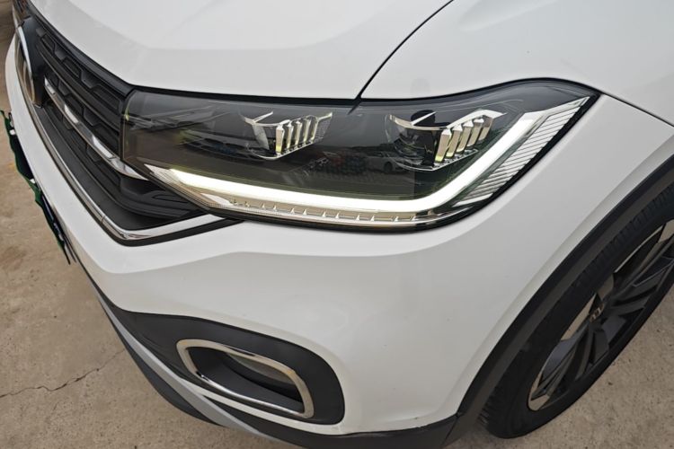 Volkswagen Tacqua 2020 immagine di auto #23