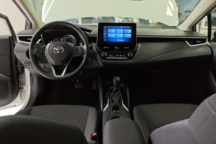 Toyota Corolla 2021 car image #10