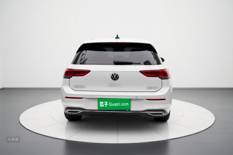 Volkswagen Golf 2021 car image #6