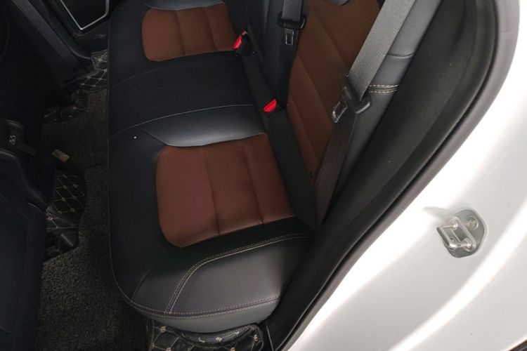 GEELY Emgrand GL 2018 car image #17