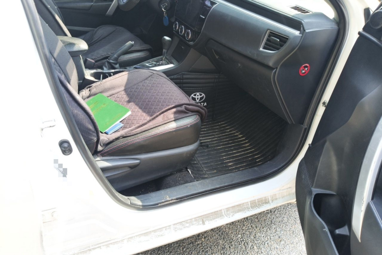 Toyota Corolla 2018 #21 Toyota Corolla 2018 car image #21