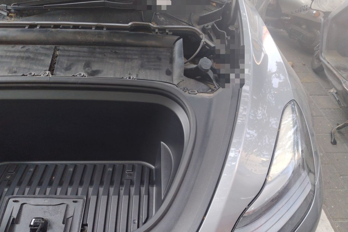 Tesla Model Y 2024 car image #12
