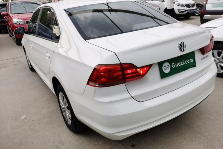 Volkswagen Santana 2019 car image #5