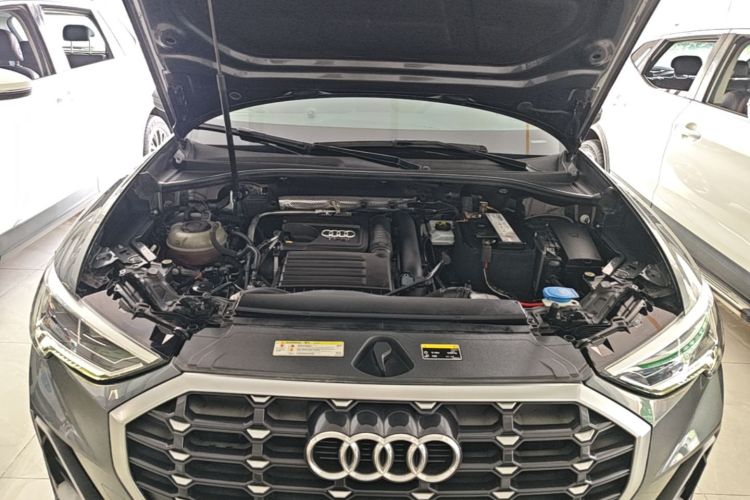 Audi Q3 2019 #22 Audi Q3 2019 car image #22
