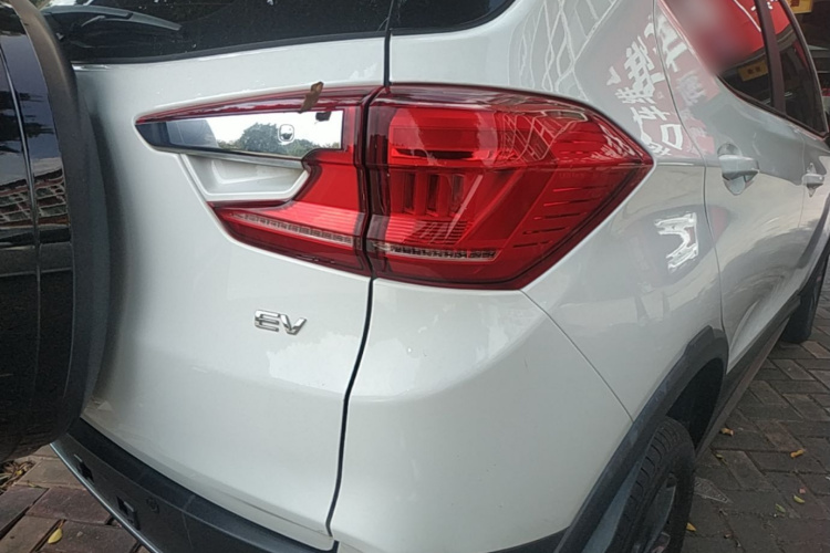 BYD Yuan New Energy 2020 car image #8
