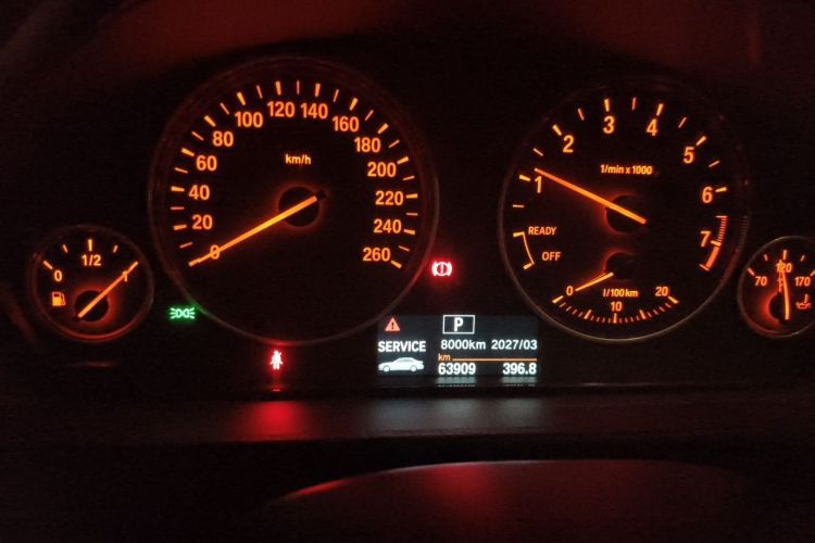 BMW 3 Series 2017 #13 BMW 3 Series 2017 car image #13
