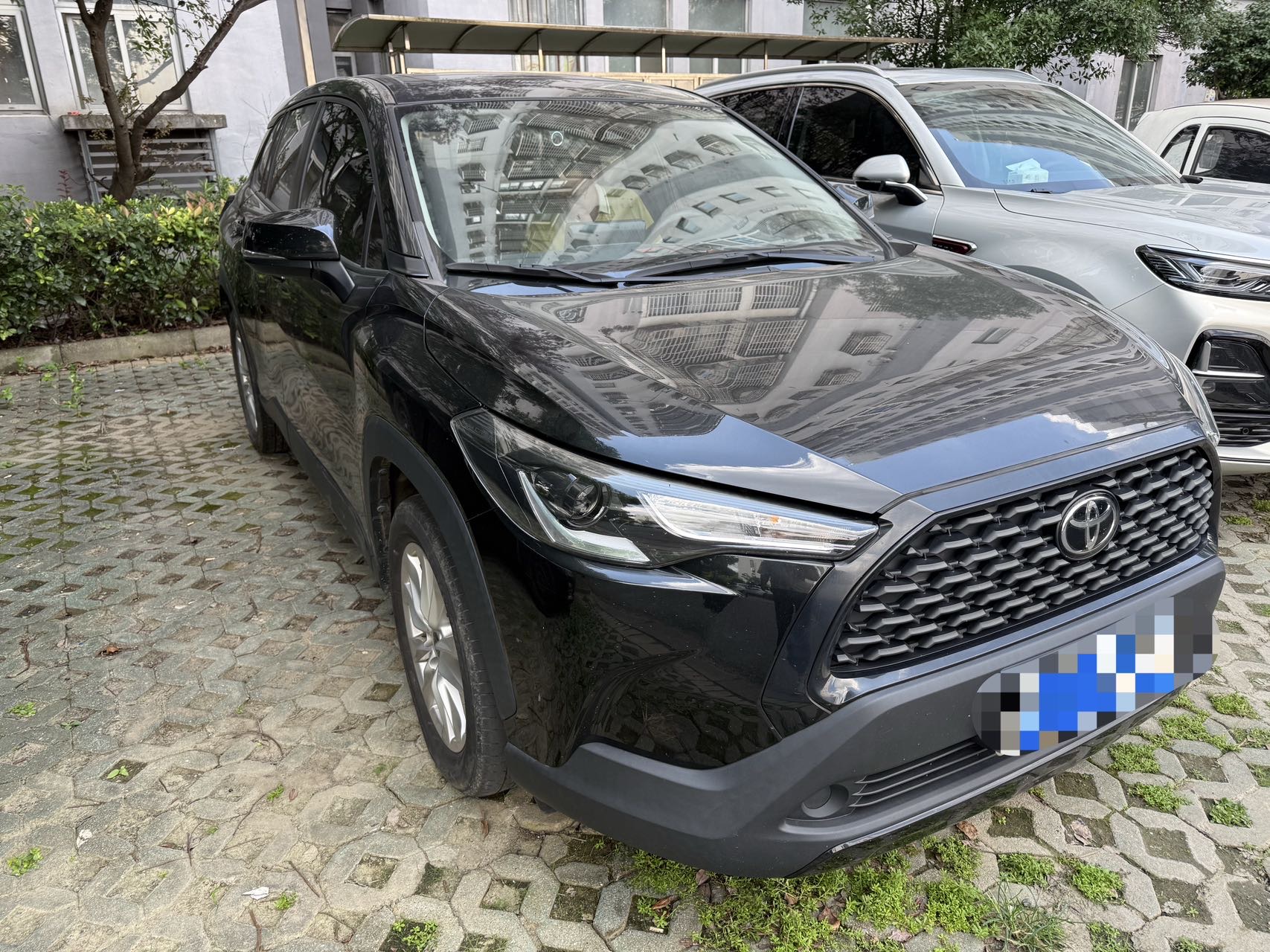 Toyota Corolla Cross 2023 car image #2