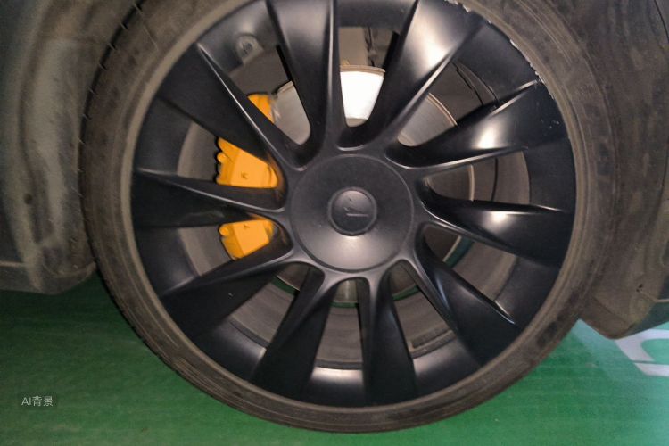 Tesla Model Y 2021 car image #9
