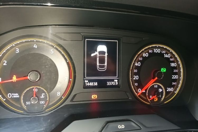 Volkswagen Lavida 2019 #12 Volkswagen Lavida 2019 car image #12