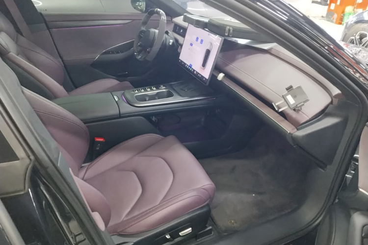 MI SU7 2024 car image #24