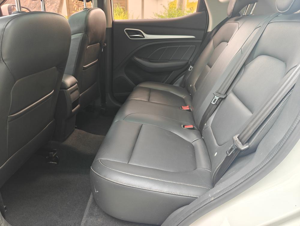 MG ZS 2017 #9 MG ZS 2017 car image #9
