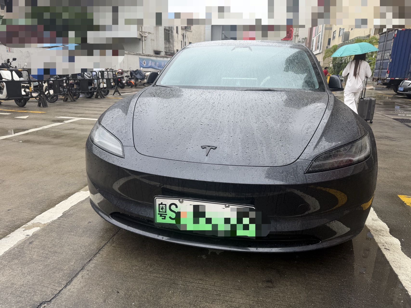 Tesla Model 3 2025 car image #2