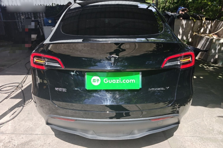 Tesla Model Y 2022 #6 Tesla Model Y 2022 car image #6
