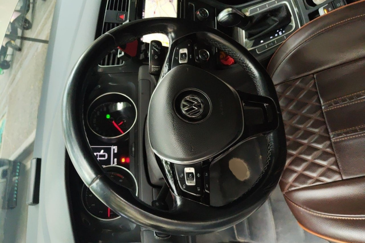 Volkswagen Golf 2019 #15 Volkswagen Golf 2019 car image #15
