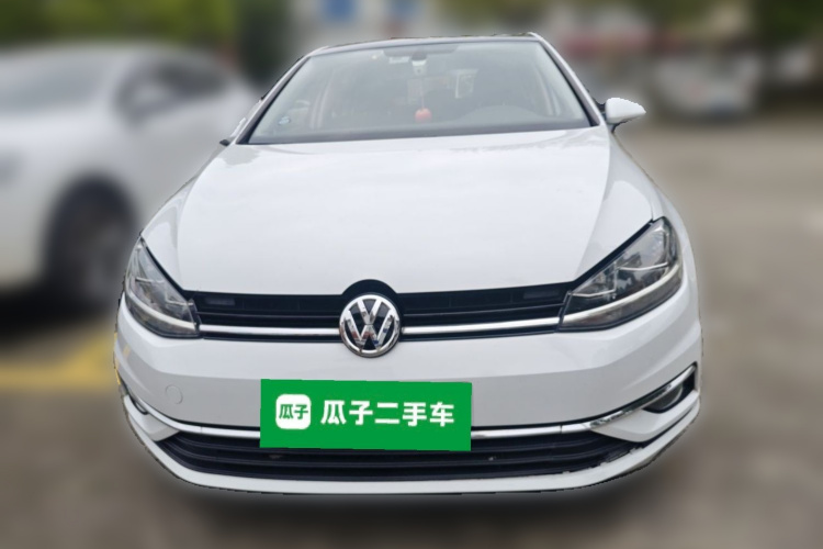 Volkswagen Golf 2020 صورة سيارة #3