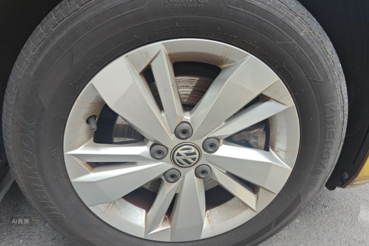 Volkswagen Polo 2021 car image #9