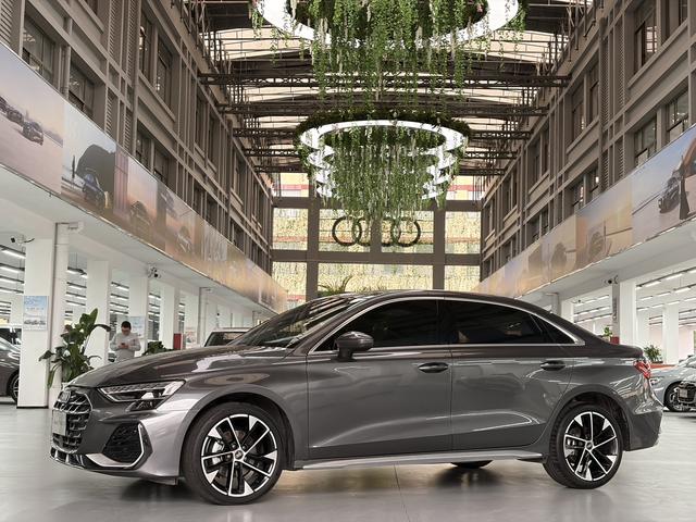 Audi A3 2025 #18 Audi A3 2025 صورة سيارة #18