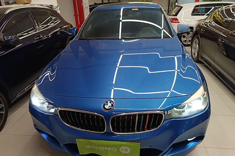 BMW 3 Series GT 2019 #3 BMW 3 Series GT 2019 car image #3