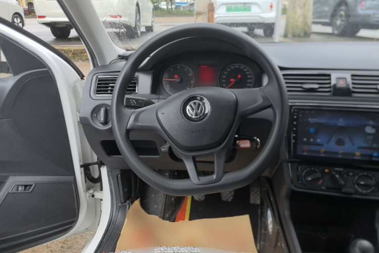 Volkswagen Santana 2021 car image #11