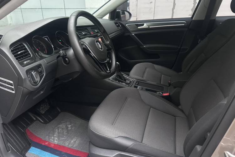 Volkswagen Golf 2017 #9 Volkswagen Golf 2017 car image #9