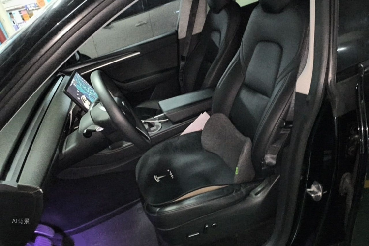 Tesla Model Y 2021 car image #17