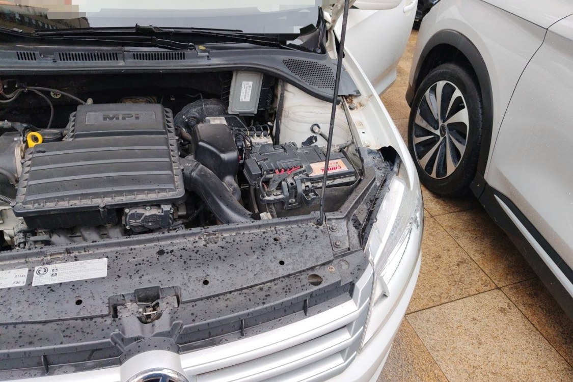 Volkswagen Santana 2015 car image #12