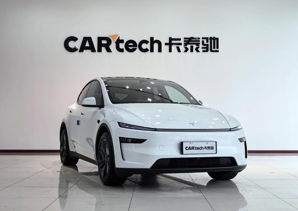 Tesla Model Y 2026 #3 Tesla Model Y 2026 immagine di auto #3