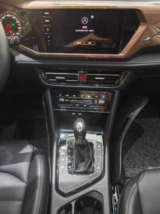 Volkswagen Tharu 2021 #4 Volkswagen Tharu 2021 car image #4