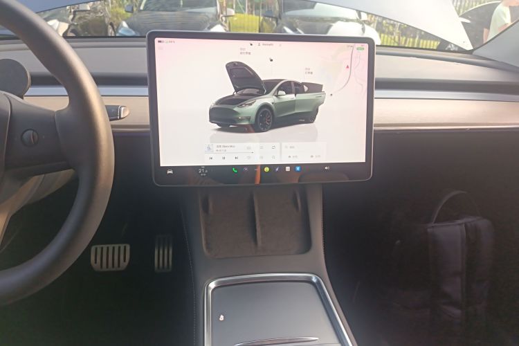 Tesla Model Y 2022 #13 Tesla Model Y 2022 car image #13