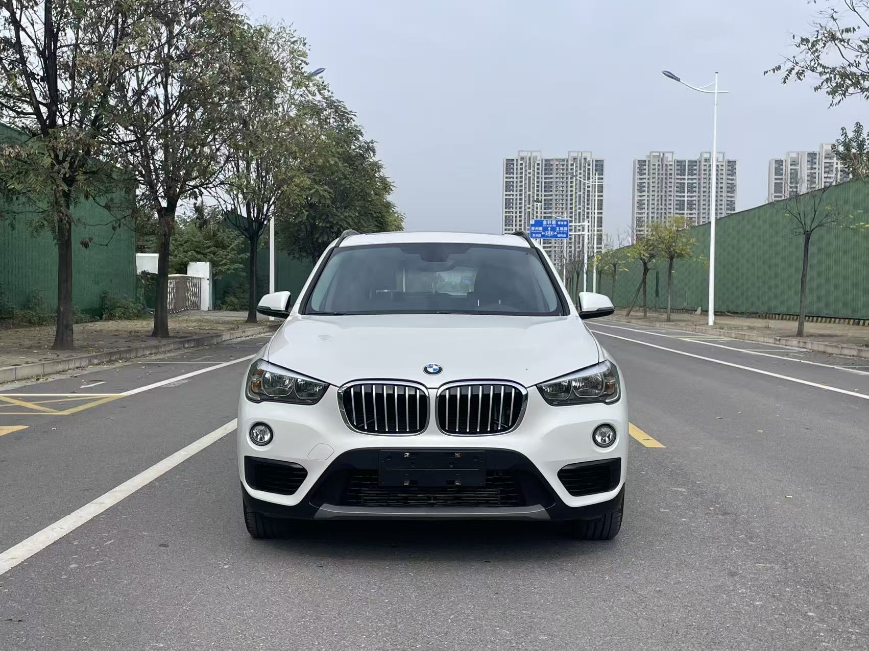 BMW X1 2019 #2 BMW X1 2019 صورة سيارة #2