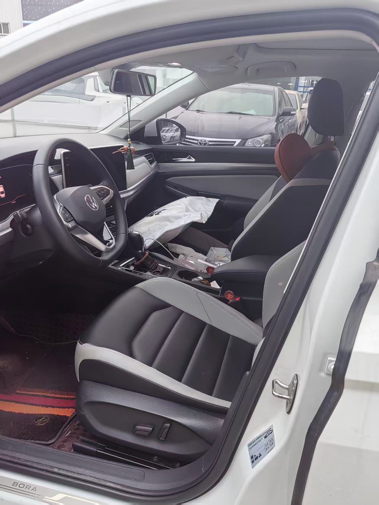 Volkswagen Bora 2024 immagine di auto #4