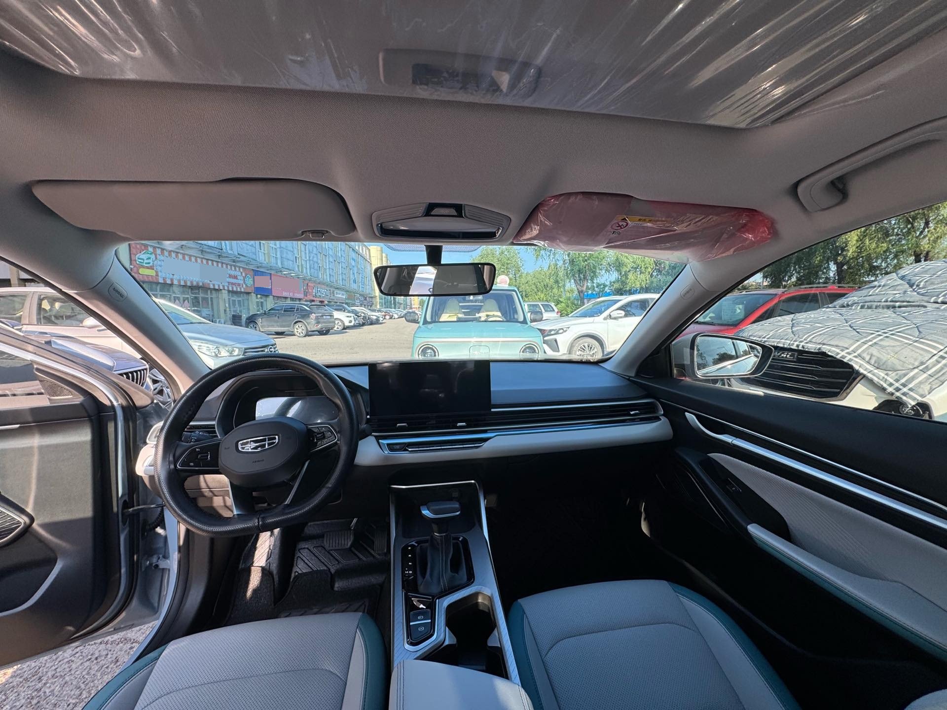 GEELY Emgrand 2023 car image #9
