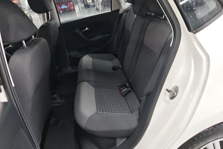 Volkswagen Polo 2017 #17 Volkswagen Polo 2017 car image #17