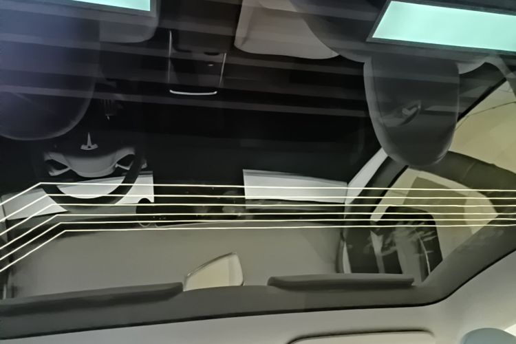 Tesla Model Y 2023 #18 Tesla Model Y 2023 car image #18