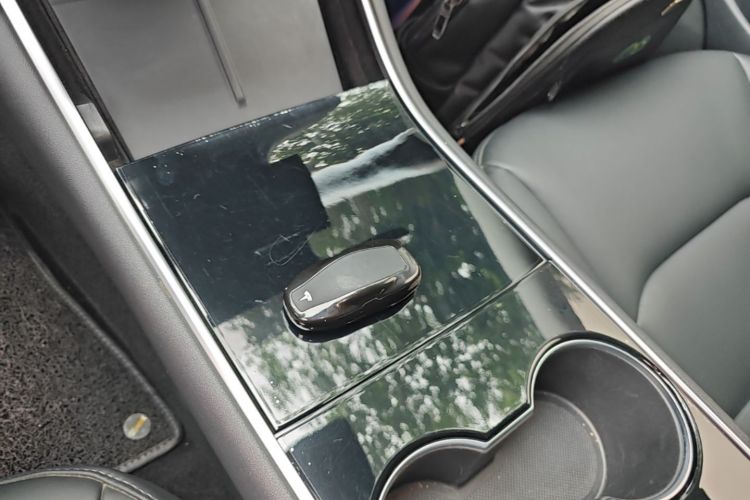 Tesla Model 3 2020 #9 Tesla Model 3 2020 car image #9