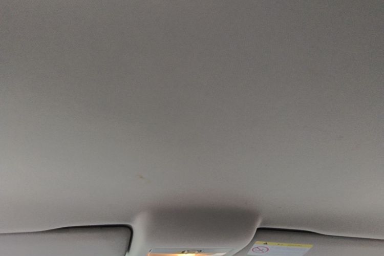Volkswagen Polo 2016 car image #18