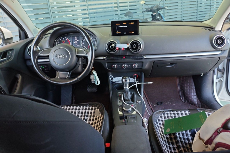 Audi A3 2017 car image #7