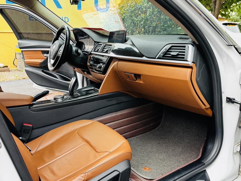 BMW 3 Series 2016 #16 BMW 3 Series 2016 imagen de coche #16